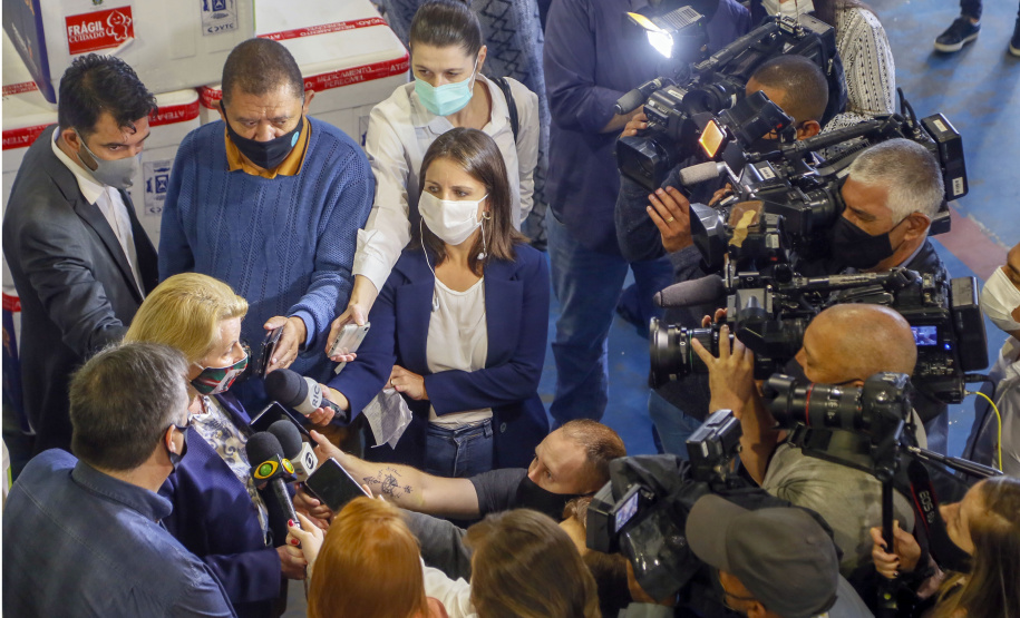 Agilidade das equipes da Saúde garante entrega a todos os municípios do Paraná.
Foto: Gilson Abreu/AEN
19.01.2021
