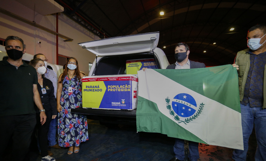 CASCAVEL- Dsitribuiçãoo das vacinas contra a Covid-19 . Foto: Jonathan Campos/AEN