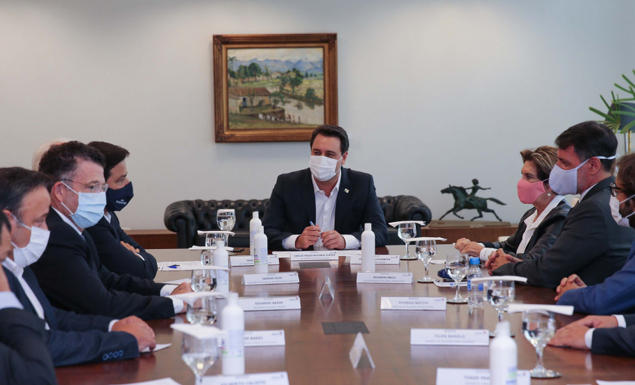 Ambev PG Investimento foi anunciado em solenidade com governador Carlos Massa Ratinho Junior. São R$ 370 milhões em Ponta Grossa, na unidade mais moderna da empresa no País. Há investimento de R$ 15 milhões na fábrica de refrigerantes em Almirante Tamandaré.Foto: Geraldo Bubniak/AEN