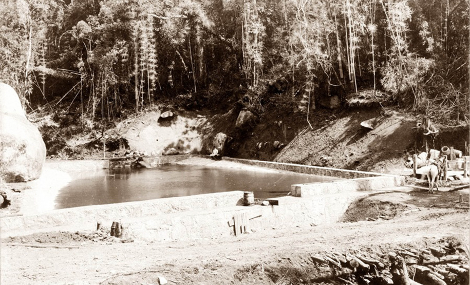 A Companhia de Saneamento do Paraná (Sanepar) completa 58 anos neste sábado (23) como uma das empresas mais inovadoras do setor no país. Na foto, implantação do primeiro sistema de abastecimento do Paraná, do início do século XX, que foi incorporado à Companhia  -  Curitiba, 22/01/2021  -  Foto: Divulgação Sanepar