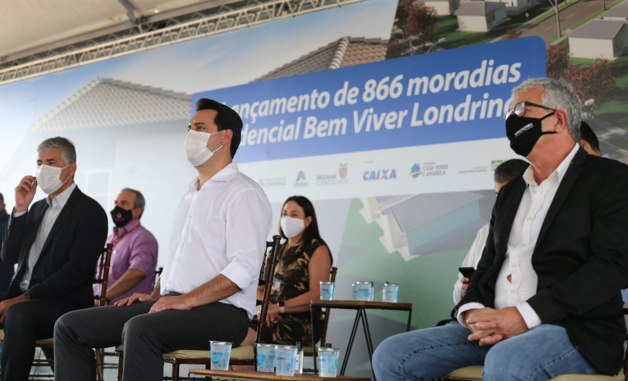O governador Carlos Massa Ratinho Junior participou nesta segunda-feira (25) do lançamento de 866 novas moradias populares em Londrina, na região Norte. Londrina, 25/01/2021 - Foto: Geraldo Bubniak/AEN