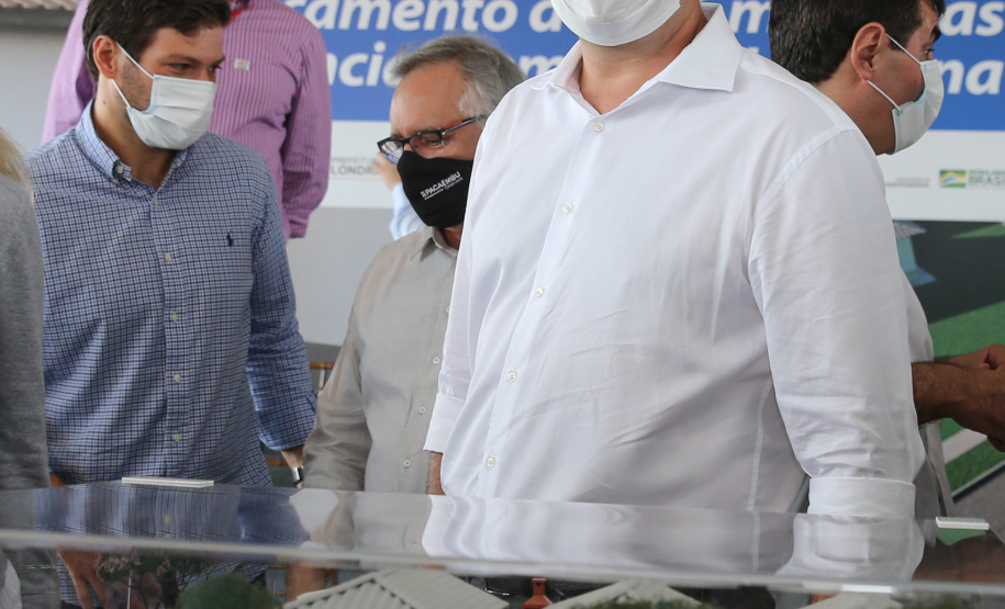 O governador Carlos Massa Ratinho Junior participou nesta segunda-feira (25) do lançamento de 866 novas moradias populares em Londrina, na região Norte. Londrina, 25/01/2021 - Foto: Geraldo Bubniak/AEN