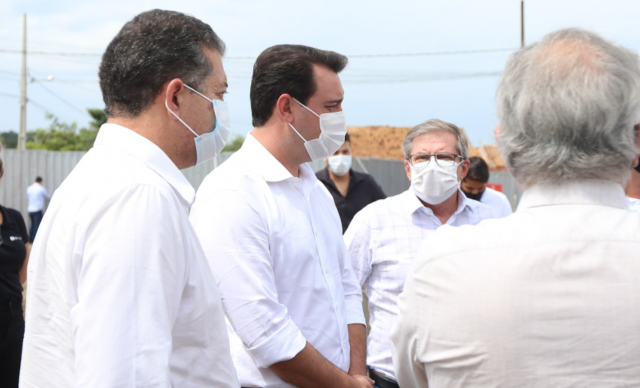 O governador Carlos Massa Ratinho Junior participou nesta segunda-feira (25) do lançamento de 866 novas moradias populares em Londrina, na região Norte. Londrina, 25/01/2021 - Foto: Geraldo Bubniak/AEN