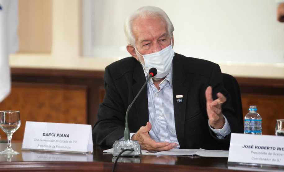 Representantes do setor produtivo paranaense, do Governo do Estado, do Ministério da Infraestrutura e a bancada de deputados federais discutiram nesta segunda-feira (25) o modelo de concessão do novo Anel de Integração do Estado, que deve entrar em leilão até o final deste ano. Foto: Gelson Bampi