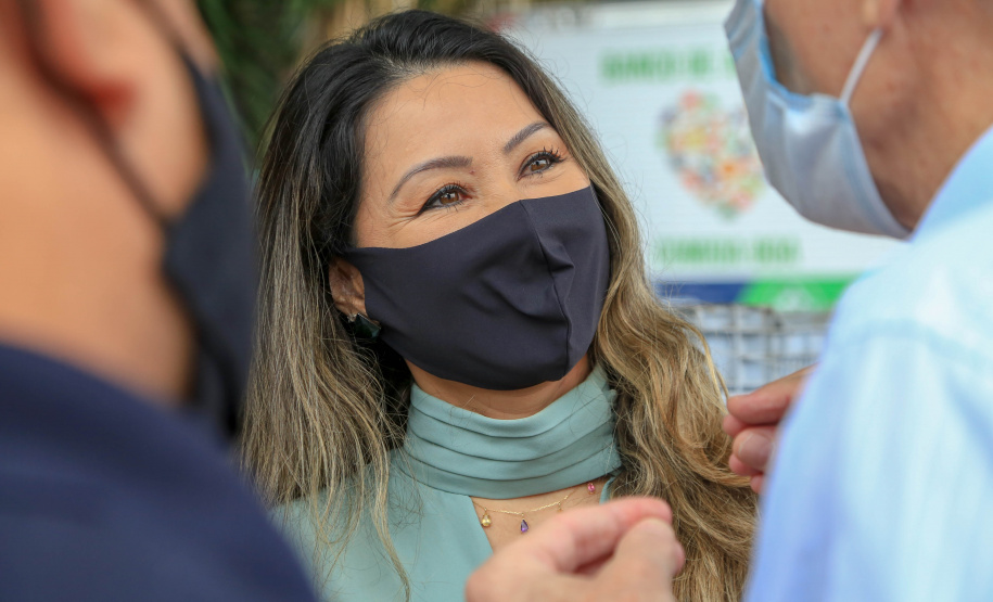 Permissionários atacadistas da Ceasa Curitiba fazem doação 25 toneladas de alimentos para entidades beneficentes de Curitiba e Região Metropolitana, além de famílias atingidas pelas chuvas em Irati, na região Centro-Sul do Estado. - Curitiba, 29/01/2021  -  Foto: Veldelino Pontes