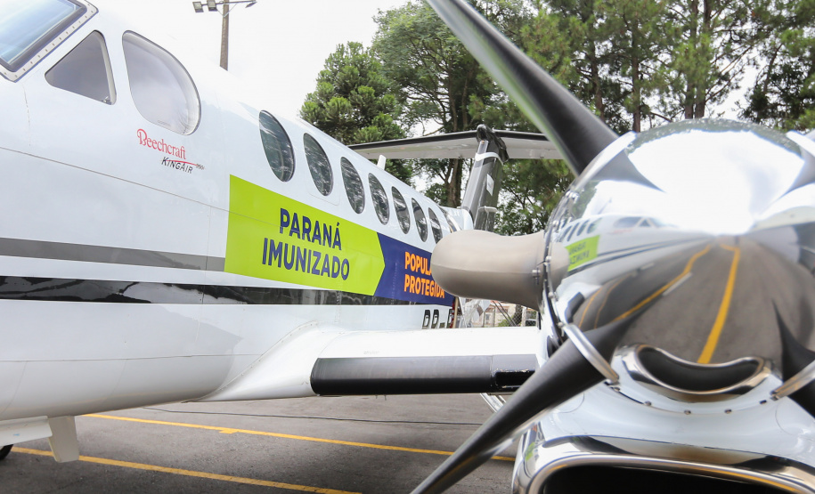 O secretário de Estado da Saude Beto Preto  entrega  novo lote da vacina contra o coronavírus nesta sexta-feira (29). São atendidas sete regionais com 19,6 mil doses. 29/01/2021 -  Foto: Geraldo Bubniak/AEN