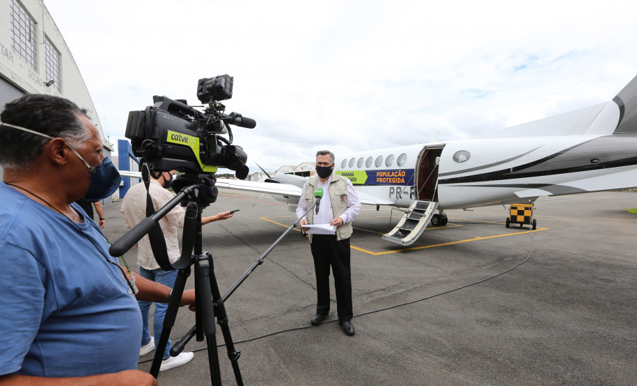 O secretário de Estado da Saude Beto Preto  entrega  novo lote da vacina contra o coronavírus nesta sexta-feira (29). São atendidas sete regionais com 19,6 mil doses. 29/01/2021 -  Foto: Geraldo Bubniak/AEN
