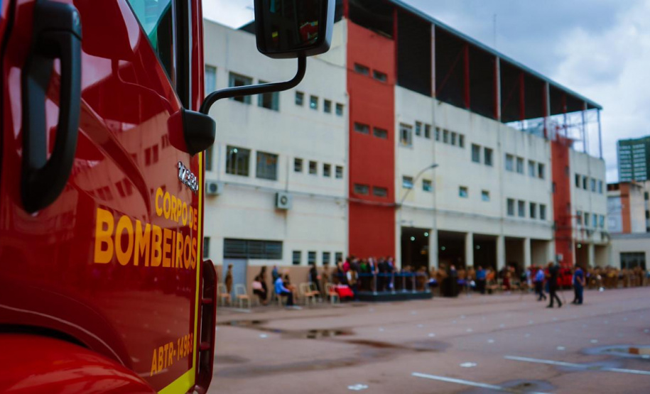 O governador Carlos Massa Ratinho Junior participou nesta sexta-feira (29) da troca do comando-geral do Corpo de Bombeiros do Paraná. Depois de dois anos como comandante, o coronel Samuel Prestes dá lugar ao coronel Gerson Gross, que até então respondia pelo comando da Academia Policial Militar do Guatupê.  -  Curitiba, 29/01/2021  -  Foto: Jonathan Campos/AEN