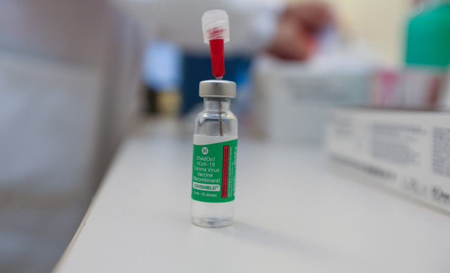 CGE passa a receber denúncias de fura-filas da vacina.Foto: Geraldo Bubniak/AEN