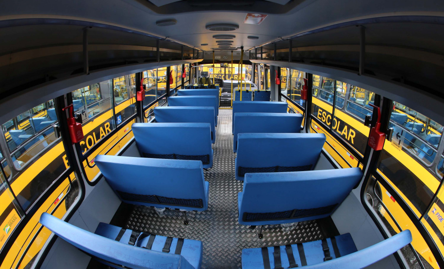 Transporte escolar - Foto: Geraldo Bubniak