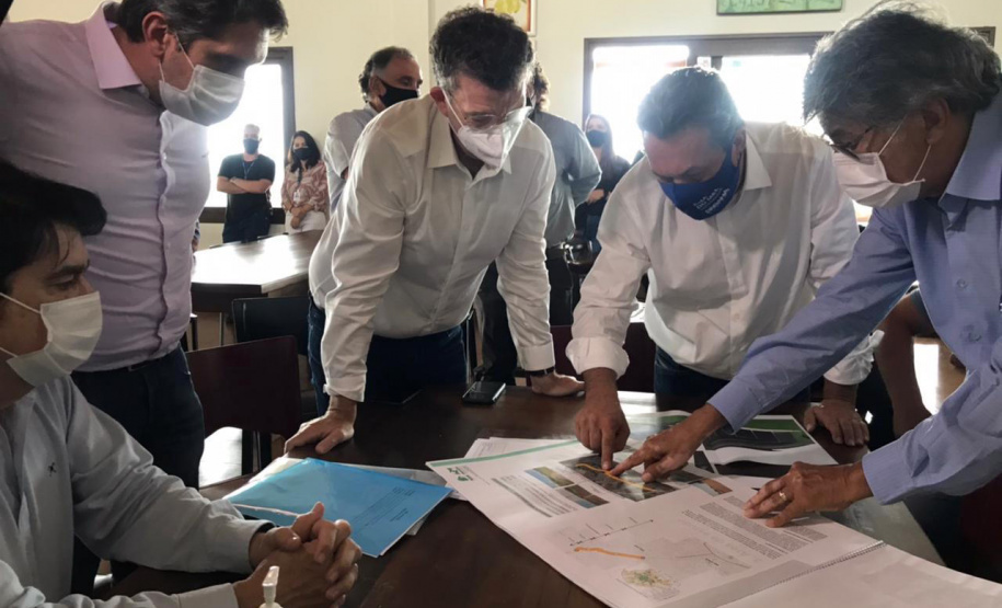 Estado reforça importância do combate à erosão nos municípios do Noroeste. A iniciativa é da Secretaria de Estado do Desenvolvimento Sustentável e do Turismo. Os projetos foram apresentados pelo secretário Márcio Nunes, em visita a dez cidades da região, na última semana. - Curitiba, 01/02/2021 - Foto: Divulgação SEDEST/IAT