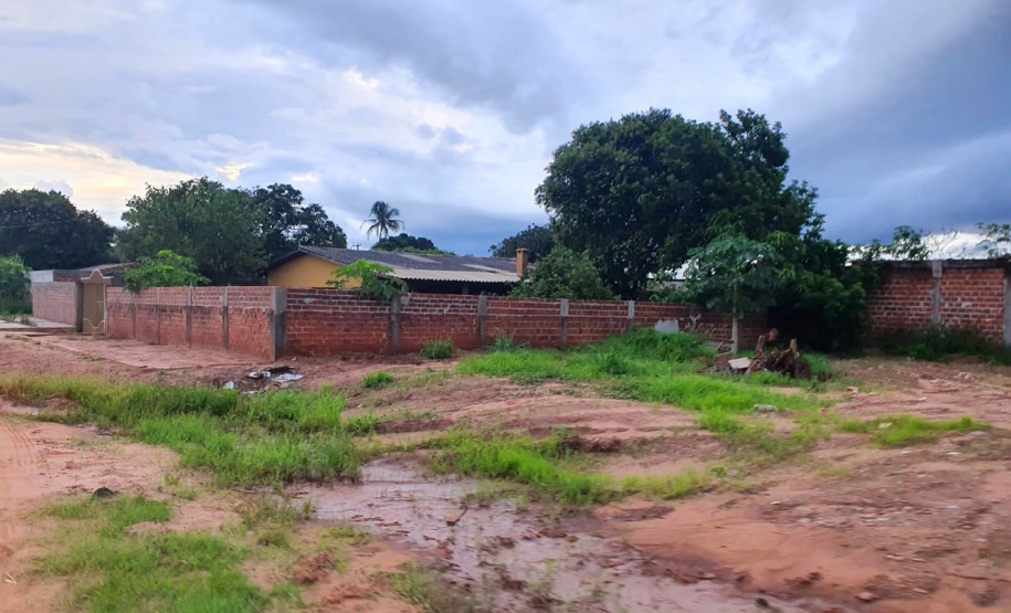 Estado reforça importância do combate à erosão nos municípios do Noroeste. A iniciativa é da Secretaria de Estado do Desenvolvimento Sustentável e do Turismo. Os projetos foram apresentados pelo secretário Márcio Nunes, em visita a dez cidades da região, na última semana. - Curitiba, 01/02/2021 - Foto: Divulgação SEDEST/IAT