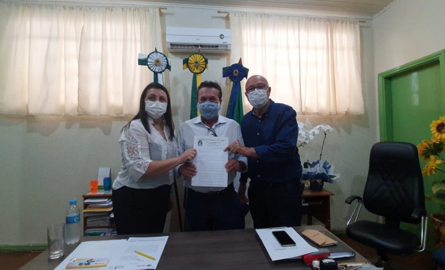 Estado reforça importância do combate à erosão nos municípios do Noroeste. A iniciativa é da Secretaria de Estado do Desenvolvimento Sustentável e do Turismo. Os projetos foram apresentados pelo secretário Márcio Nunes, em visita a dez cidades da região, na última semana. - Curitiba, 01/02/2021 - Foto: Divulgação SEDEST/IAT