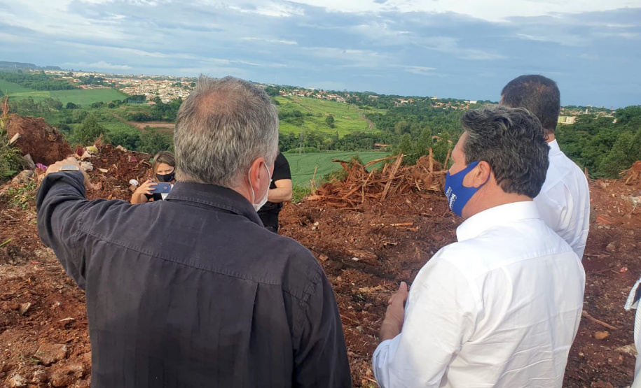 Estado reforça importância do combate à erosão nos municípios do Noroeste. A iniciativa é da Secretaria de Estado do Desenvolvimento Sustentável e do Turismo. Os projetos foram apresentados pelo secretário Márcio Nunes, em visita a dez cidades da região, na última semana. - Curitiba, 01/02/2021 - Foto: Divulgação SEDEST/IAT