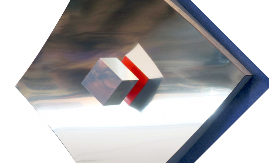 Cópia de Multiplo Espaço TEMPO Yo, 2019, 50 x 50 x 12 cm (1).jpg