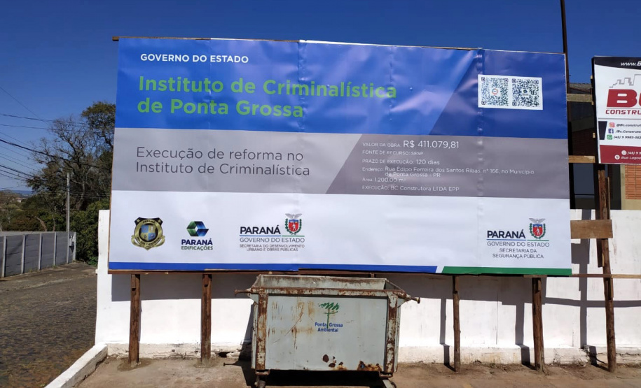 Os trabalhos da Polícia Científica em Ponta Grossa voltaram a funcionar no prédio da instituição na cidade, nesta segunda-feira (01). O local estava interditado desde setembro de 2018, devido ao comprometimento na estrutura do muro da unidade.   -  Foto: Divulgação Polícia Cientítica