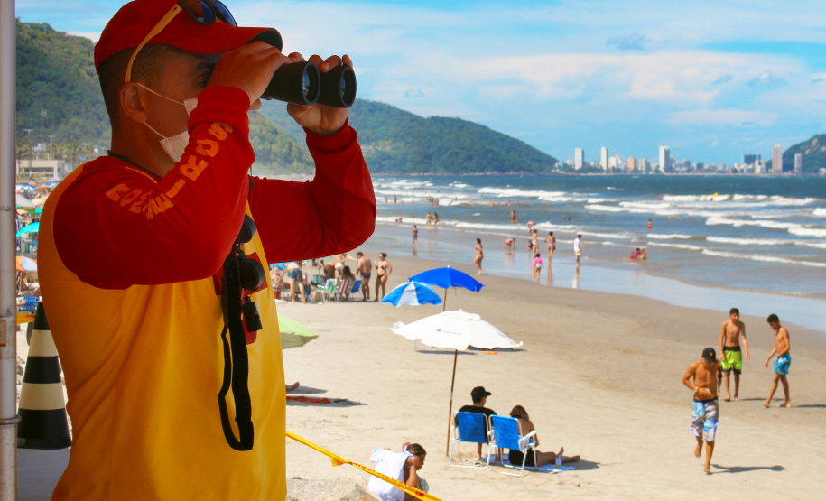 Os afogamentos nas praias do paranaenses reduziram 17% nos meses de dezembro e janeiro da operação Verão Consciente 2020/2021, quando comparado com o mesmo período do verão passado.  - Curitiba, 03/02/2021  -  Foto: Divulgação SESP