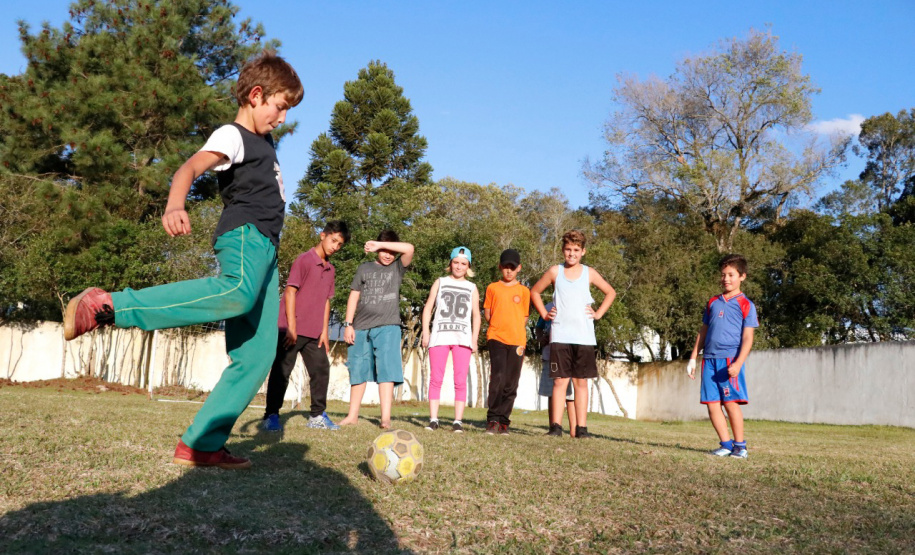 A Secretaria da Justiça, Família e Trabalho do Paraná, por meio do Departamento de Assistência Social, ampliou em 2021 o aporte financeiro mensal de R$ 210,00 para R$ 306,00 no Programa Bolsa Agente de Cidadania, que é desenvolvido nos Centros da Juventude do estado.  -  Foto: Divulgação SEJUF