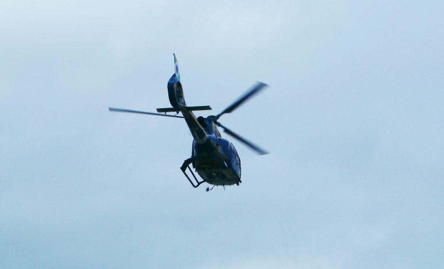 Em 45 dias de atuação no Litoral, na temporada Verão Consciente, o Batalhão de Polícia Militar de Operações Aéreas (BPMOA) realizou mais de 100 missões e o atendimento de 39 vítimas. - Foto: Divulgação BPMOA/SESP