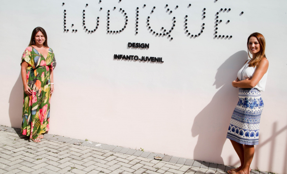 Fomento Paraná Outro empreendimento apoiado foi a Ludique Design, de Curitiba, das arquitetas Bianca Decker e Maria Fernanda Bagatin, que montaram uma loja colaborativa, em que os lojistas levavam e vendiam o próprio estoque.Foto: Ari Dias/AEN