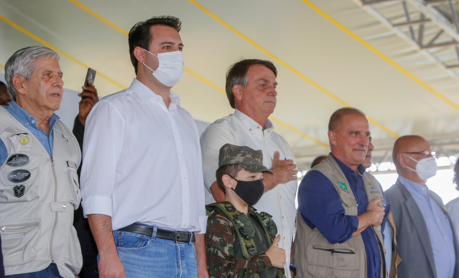 Uma área de maide de 86 mil metros quadrados será referência na formação e no treinamento de atletas no Paraná, desde a base até os de alto rendimento. O presidente Jair Bolsonaro e o governador Carlos Massa Ratinho Junior inauguraram nesta quinta-feira (4) o Centro Nacional de Treinamento de Atletismo (CNTA), um dos mais completos centros de excelência do País em iniciação esportiva, localizado em Cascavel, no Oeste do Estado.Foto Gilson Abreu/AEN