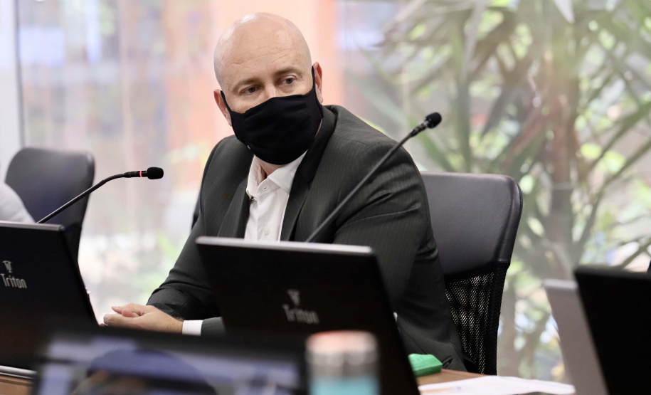 A Portos do Paraná realizou nesta quinta-feira (4) a audiência sobre o leilão de arrendamento da área PAR32, voltada para movimentação de carga geral, em especial açúcar ensacado, no Porto de Paranaguá.  Em 2020, o terminal paranaense teve o melhor índice de produtividade para este tipo de carga, no Brasil. A prancha média operacional chegou a 137 toneladas por hora.