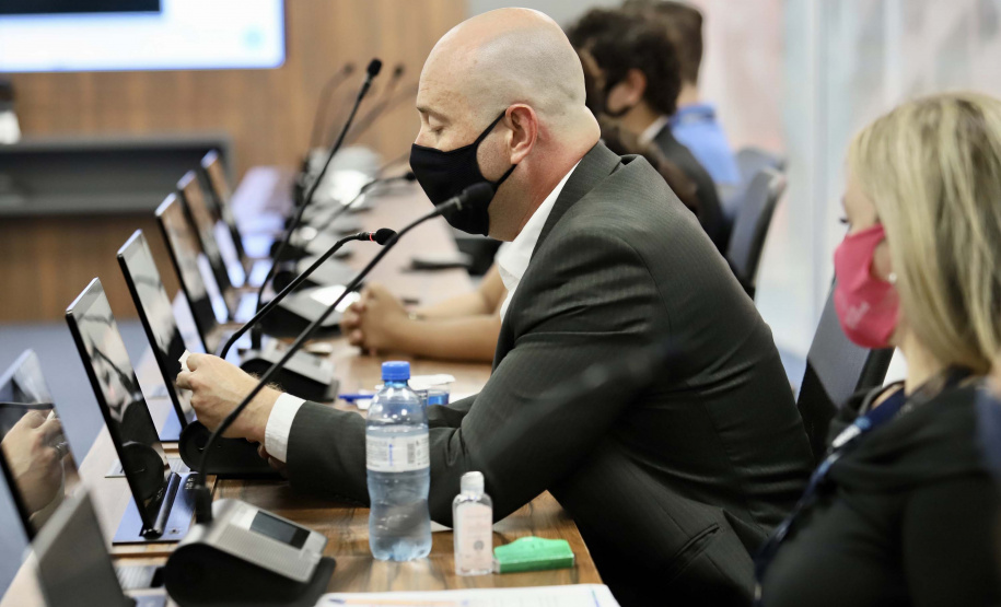 A Portos do Paraná realizou nesta quinta-feira (4) a audiência sobre o leilão de arrendamento da área PAR32, voltada para movimentação de carga geral, em especial açúcar ensacado, no Porto de Paranaguá.  Em 2020, o terminal paranaense teve o melhor índice de produtividade para este tipo de carga, no Brasil. A prancha média operacional chegou a 137 toneladas por hora.