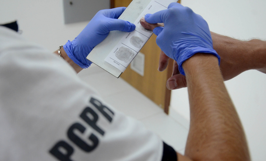 A Polícia Civil comemora nesta sexta-feira (5) o Dia Nacional do Papiloscopista relembrando a participação desses policiais em eventos marcantes no país. -  Foto: Divulgação SESP/PR