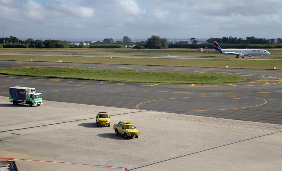 Vacinas Com a chegada do quarto lote, Paraná começa a vacinar idosos. Foto: Ari Dias/AEN
