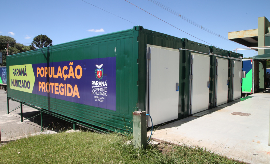 Com a chegada do quarto lote, Paraná começa a vacinar idosos. Foto: Ari Dias/AEN