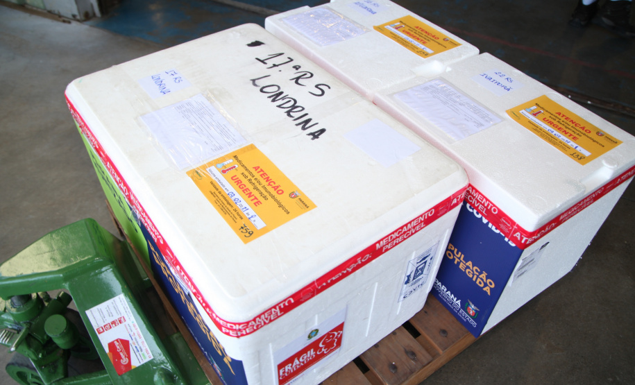 Com a chegada do quarto lote, Paraná começa a vacinar idosos. Foto: Ari Dias/AEN