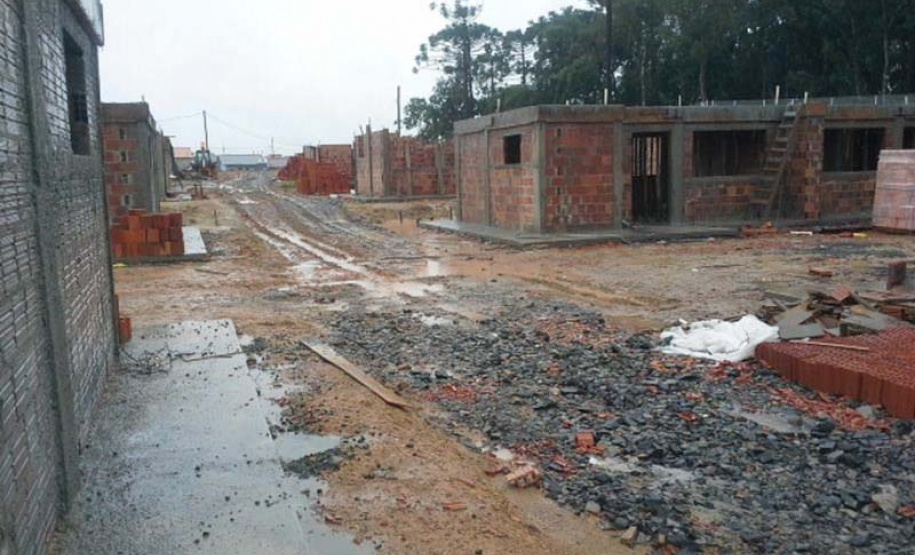 Governo começa a construir condomínios de idosos de Prudentópolis e Irati. Foto: Cohapar