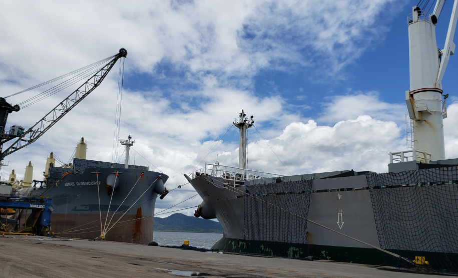 Portos de Paranaguá e Antonina registram alta de 4% na movimentação. - Paranaguá, 08/02/2021 - Foto: Cesar Teixeira/Portos do Paraná