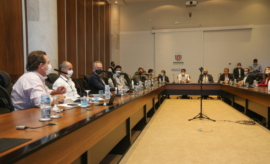 Ferroeste O governador Carlos Massa Ratinho Junior participa nesta segunda-feira (8), de reuniao sobre o projeto da Nova Ferroeste. Curitiba, 08/02/2021. Foto: Geraldo Bubniak/AEN