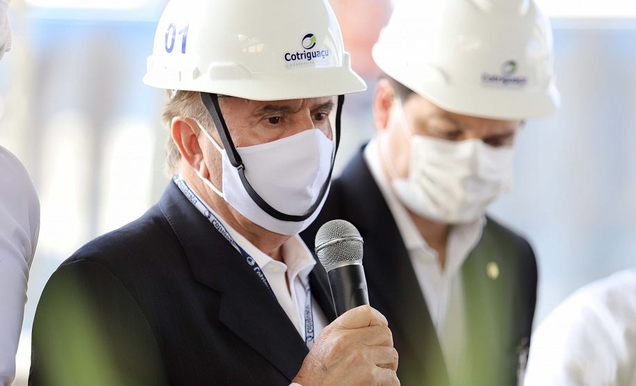 A Cotriguaçu, um dos onze terminais que integram o Corredor de Exportação Leste do Porto de Paranaguá, inaugurou nesta quarta-feira (10) um novo desvio ferroviário. O investimento privado na remodelação, de R$ 8 milhões, vai ao encontro do Plano Estadual Ferroviário e dos projetos da Portos do Paraná para ampliação da capacidade e participação do modal no transporte de carga.