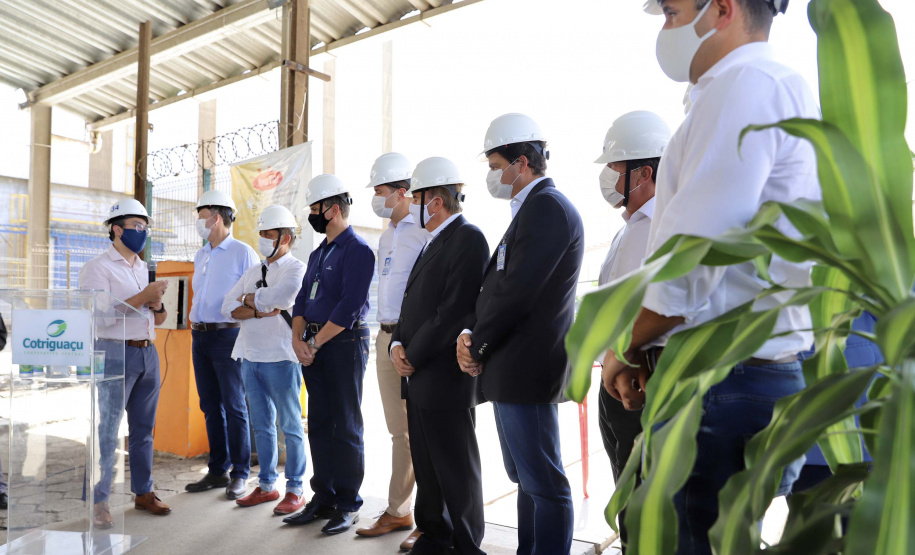 A Cotriguaçu, um dos onze terminais que integram o Corredor de Exportação Leste do Porto de Paranaguá, inaugurou nesta quarta-feira (10) um novo desvio ferroviário. O investimento privado na remodelação, de R$ 8 milhões, vai ao encontro do Plano Estadual Ferroviário e dos projetos da Portos do Paraná para ampliação da capacidade e participação do modal no transporte de carga.