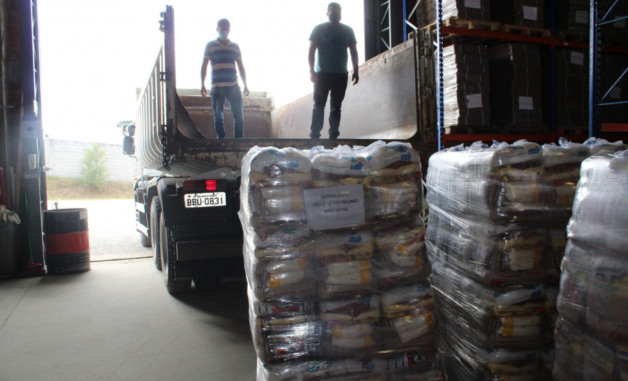 Seis municípios que decretaram situação de emergência no final de 2020 em decorrência da estiagem estão recebendo auxílio para o atendimento à população mais afetada.  -  Foto: Divulgação Defesa Civil do Paraná