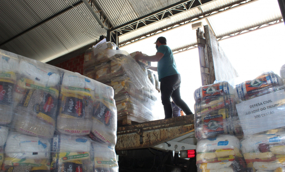 Seis municípios que decretaram situação de emergência no final de 2020 em decorrência da estiagem estão recebendo auxílio para o atendimento à população mais afetada.  -  Foto: Divulgação Defesa Civil do Paraná