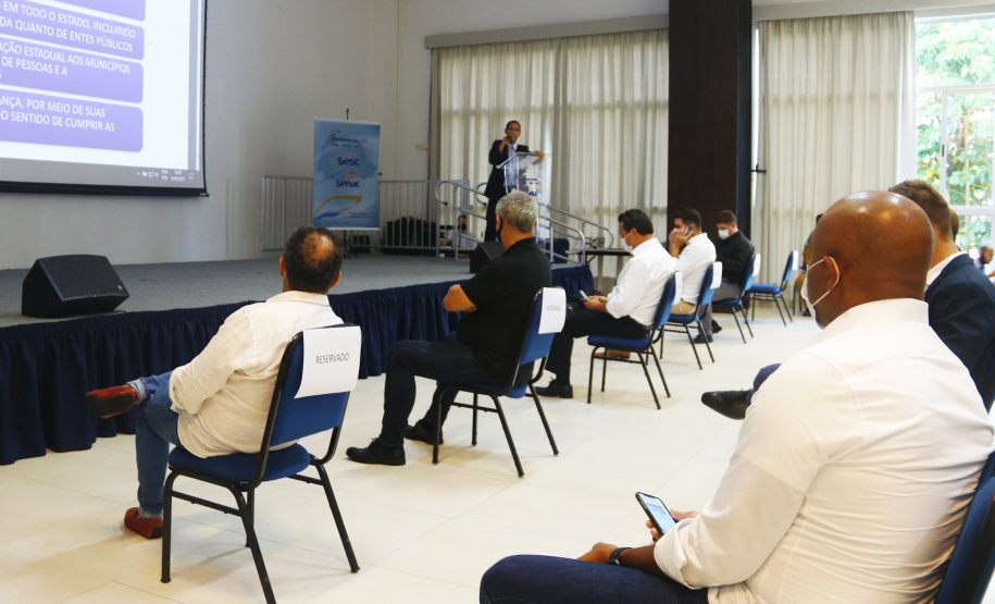 O Coordenador Estadual do Verão Consciente 2020/2021 e secretário da Segurança Pública do Paraná, coronel Romulo Marinho Soares, apresentou ao secretário da Casa Civil, Guto Silva, prefeitos do litoral e deputados estaduais, o balanço de atividades das instituições que fazem parte das ações do Estado no litoral e outras Costas do Paraná, nesta temporada. - Matinhos 10/02/2021  -  Foto:  Divulgação SESP-PR