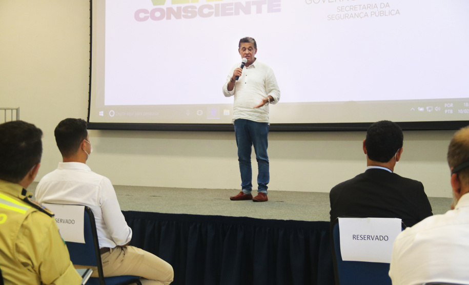 O Coordenador Estadual do Verão Consciente 2020/2021 e secretário da Segurança Pública do Paraná, coronel Romulo Marinho Soares, apresentou ao secretário da Casa Civil, Guto Silva, prefeitos do litoral e deputados estaduais, o balanço de atividades das instituições que fazem parte das ações do Estado no litoral e outras Costas do Paraná, nesta temporada. - Matinhos 10/02/2021  -  Foto:  Divulgação SESP-PR