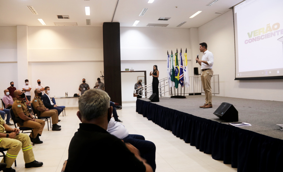 O Coordenador Estadual do Verão Consciente 2020/2021 e secretário da Segurança Pública do Paraná, coronel Romulo Marinho Soares, apresentou ao secretário da Casa Civil, Guto Silva, prefeitos do litoral e deputados estaduais, o balanço de atividades das instituições que fazem parte das ações do Estado no litoral e outras Costas do Paraná, nesta temporada. - Matinhos 10/02/2021  -  Foto:  Divulgação SESP-PR