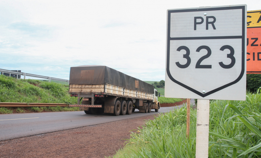 Entrega da primeira parte da duplicação da PR-323 entre Doutor Camargo e Paiçandu, na região Noroeste. O investimento por parte do Governo do Estado em toda a obra é de R$ 78,7 milhões. 11/02/2021 - Foto: Geraldo Bubniak/AEN