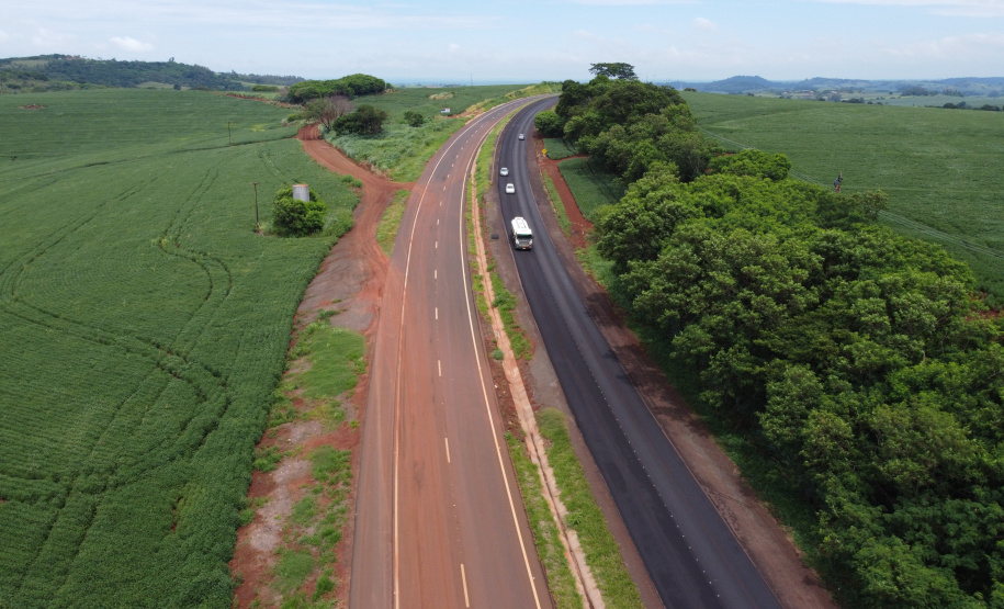 Entrega da primeira parte da duplicação da PR-323 entre Doutor Camargo e Paiçandu, na região Noroeste. O investimento por parte do Governo do Estado em toda a obra é de R$ 78,7 milhões. 11/02/2021 - Foto: Geraldo Bubniak/AEN
