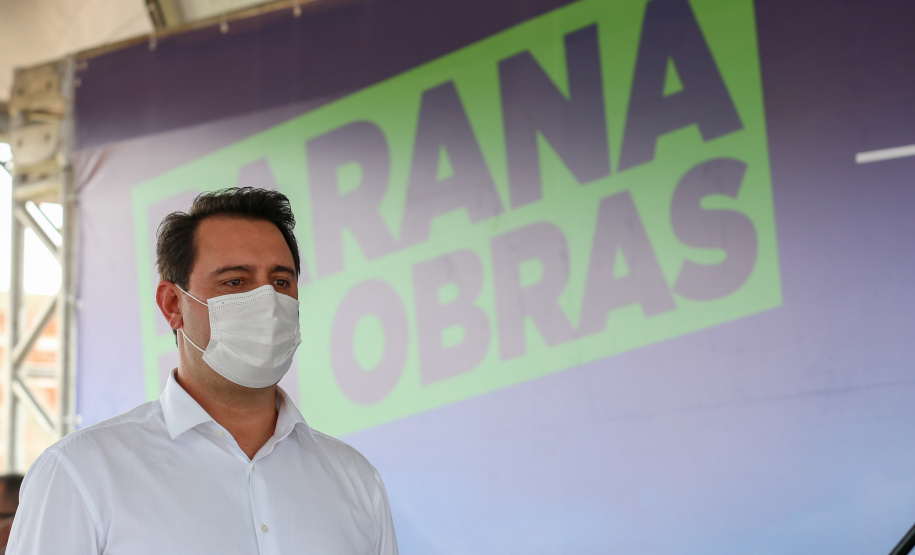 O governador Carlos Massa Ratinho Junior participa nesta quinta-feira (11) da entrega da primeira parte da duplicação da PR-323 entre Doutor Camargo e Paiçandu, na região Noroeste. O investimento por parte do Governo do Estado em toda a obra é de R$ 78,7 milhões. 11/02/2021 - Foto: Geraldo Bubniak/AEN