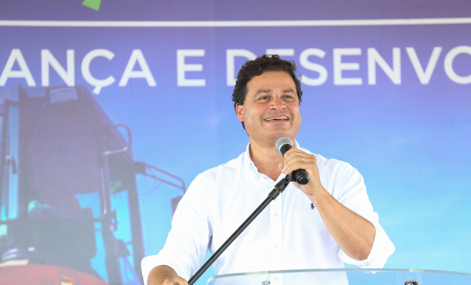 O governador Carlos Massa Ratinho Junior participa nesta quinta-feira (11) da entrega da primeira parte da duplicação da PR-323 entre Doutor Camargo e Paiçandu, na região Noroeste. O investimento por parte do Governo do Estado em toda a obra é de R$ 78,7 milhões. 11/02/2021 - Foto: Geraldo Bubniak/AEN