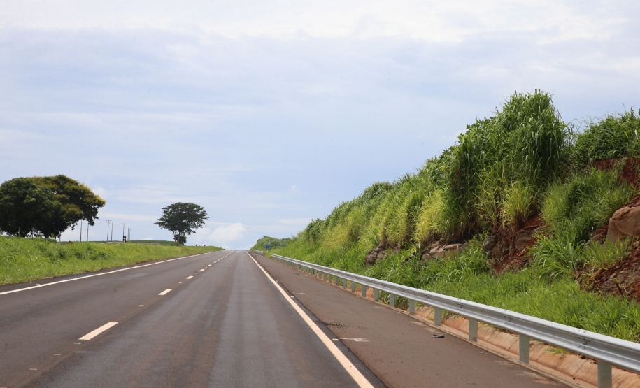 Entrega da primeira parte da duplicação da PR-323 entre Doutor Camargo e Paiçandu, na região Noroeste. O investimento por parte do Governo do Estado em toda a obra é de R$ 78,7 milhões. 11/02/2021 - Foto: Geraldo Bubniak/AEN