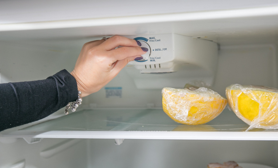 O consumo de energia elétrica na classe residencial, a mais numerosa na base de clientes da Copel Distribuição, cresceu 5,5% no ano passado, em comparação com 2019.  -  Foto: Valdenir Daniel Cavalheiro