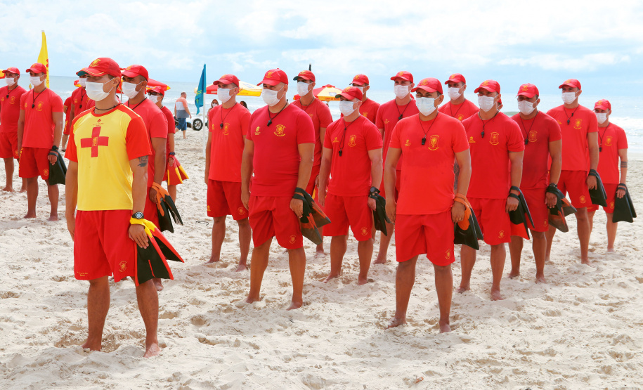 Corpo de Bombeiros forma nova turma de guarda-vidas militares  -  Foto: Divulgação SESP-PR
