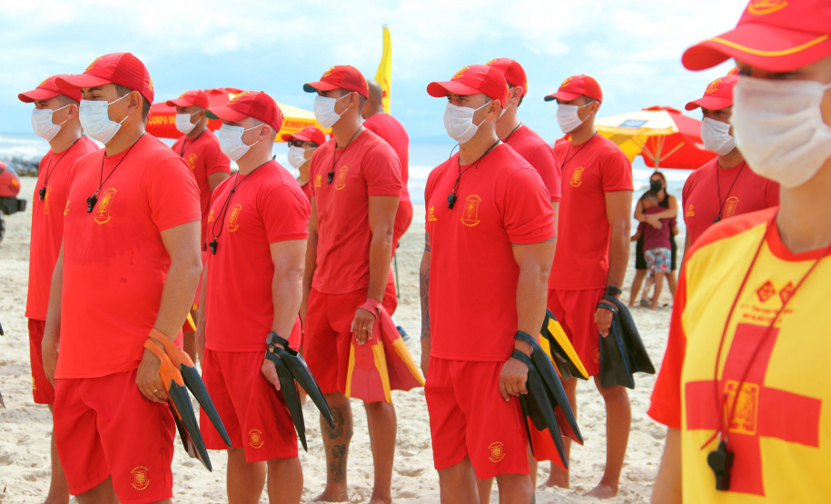 Corpo de Bombeiros forma nova turma de guarda-vidas militares  -  Foto: Divulgação SESP-PR