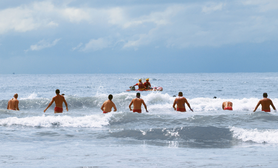 Corpo de Bombeiros forma nova turma de guarda-vidas militares  -  Foto: Divulgação SESP-PR
